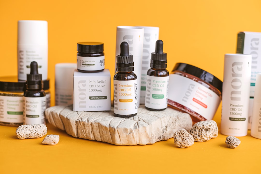 VitalRoot Nutrition subscription products - Marine Collagen Powder and Daily Vitamin Packs